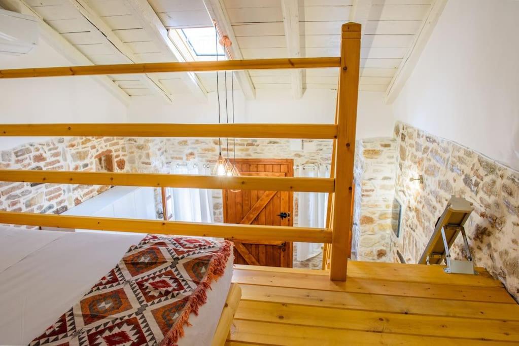 Lavrio Stone House 5 Min From The Centre/Port Apartment Luaran gambar